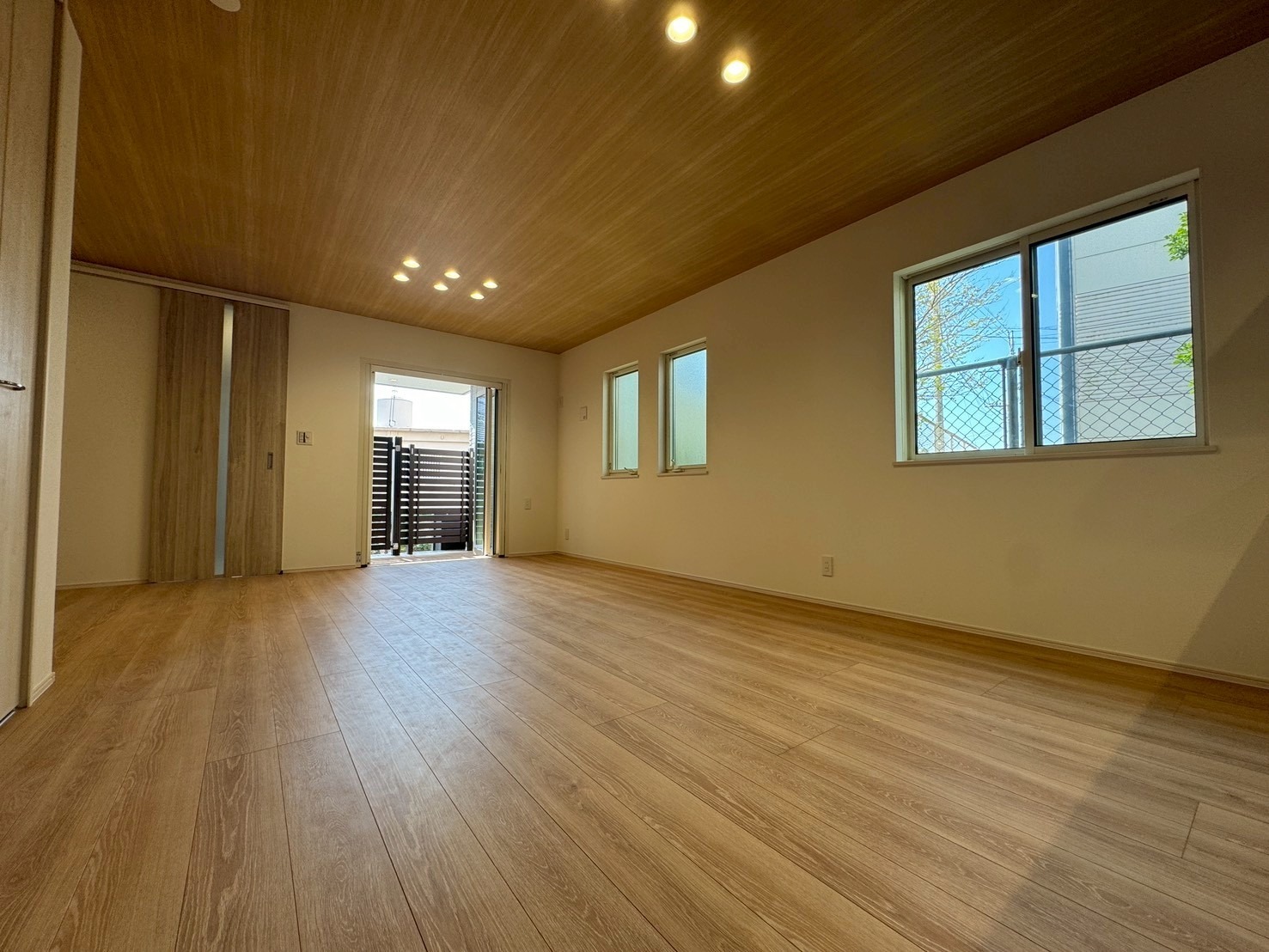【Luxsis】　～豊見城市真玉橋１期～　新築分譲住宅全２棟
